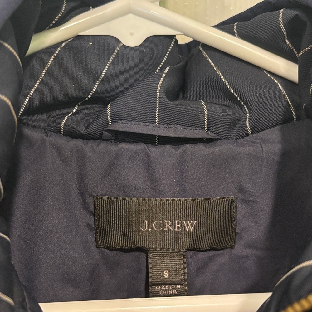 J. Crew Women’s Quilted Vest - Picture 4 of 4